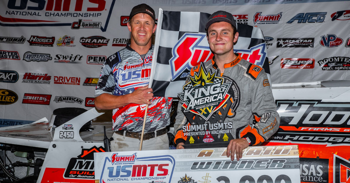Gabe Hodges of Lebo, Kan., captured the opening-night feature for the Summit USMTS Modifieds as King of America XV opened its three-night run on Thursday at the Lucas Oil Speedway in Wheatland, Mo..